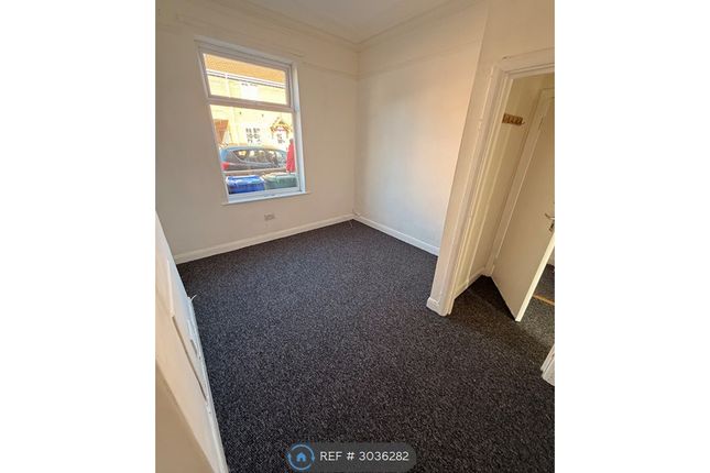 Stanley St, Grimsby photo 3