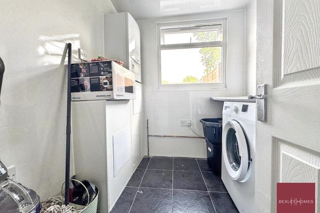 2, Sutcliffe Road, London photo 5