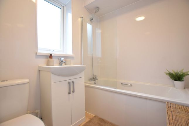 10 Morris Road, Newcastle Upon Tyne photo 4