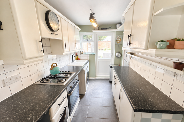 12, Kelso Green, Leicester photo 4