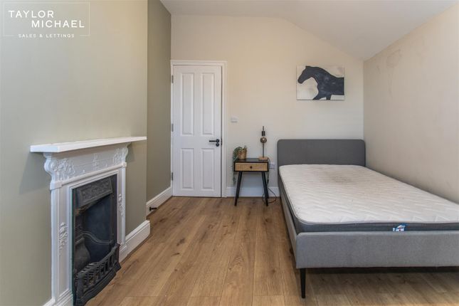 Room 6, 43a, Brighton Road, Worthing photo 5