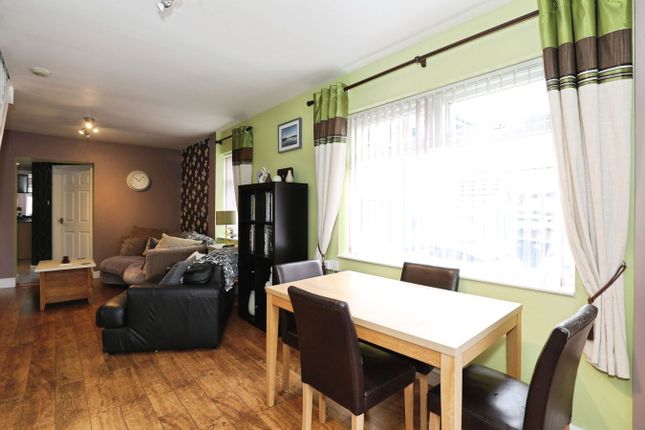 30, Church Road, Northwich photo 4