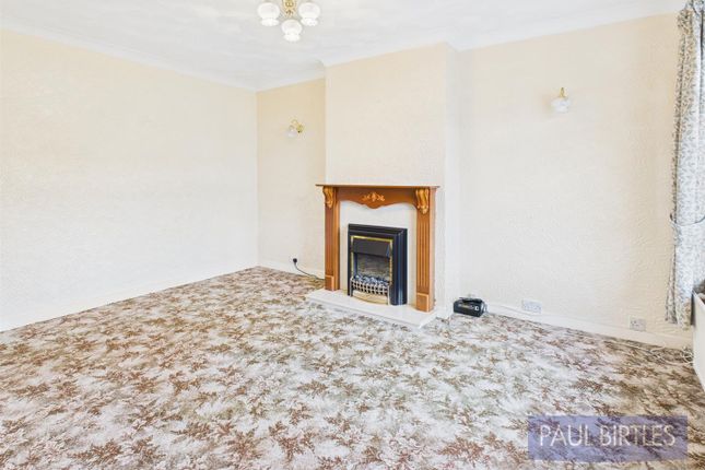 13, Yew Tree Drive, Davyhulme photo 4