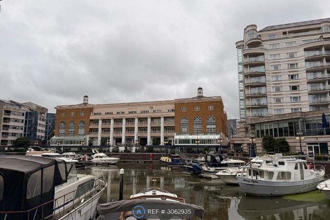 Carlyle Court, Chelsea Harbour, London photo 4