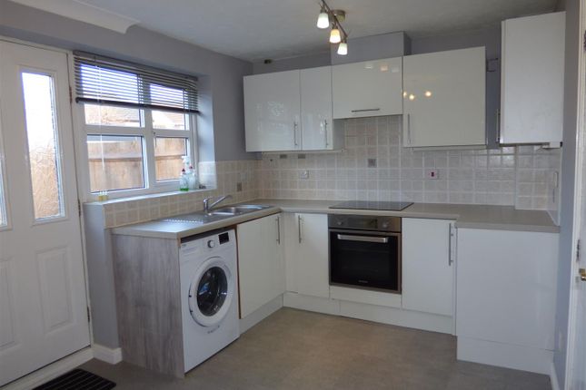 48, Mear Drive, Derbyshire photo 3