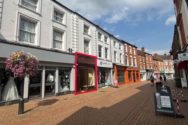 Retail premises to let in Parsons Street, Banbury