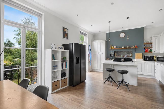24A, Longton Grove, London photo 4