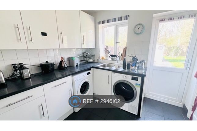 Laughton Road, Northolt photo 5