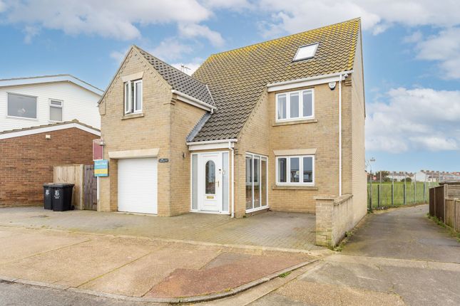 Thumbnail Detached house for sale in North Drive, Great Yarmouth