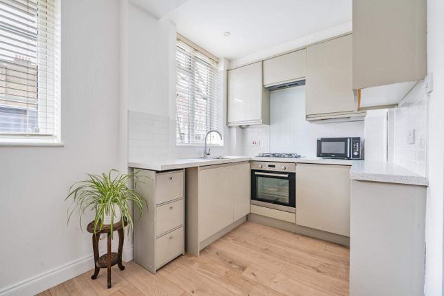 Flat for sale in Shirland Road, London