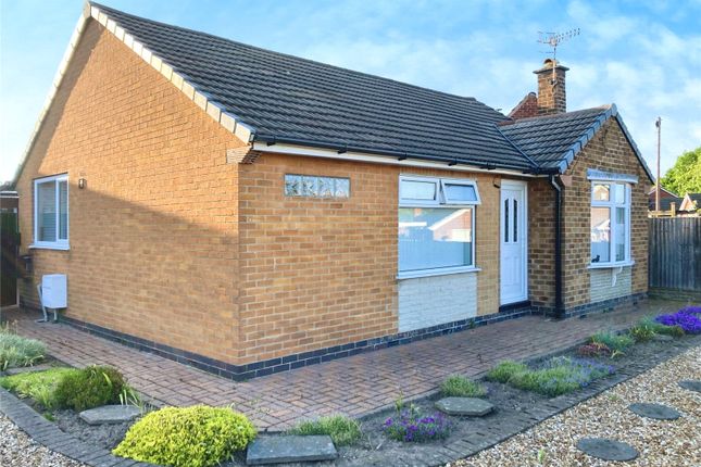 2-bed bungalow on 89, Springfield Gardens, Derbyshire, £190,000