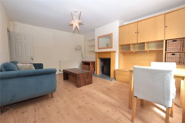 5, Adwick Place, Leeds photo 4