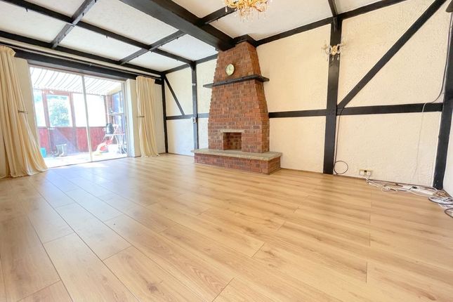 153, Point Clear Road, Clacton-On-Sea photo 3