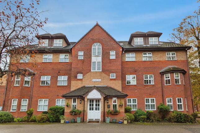 2-bed flat on Wivenhoe House, Liverpool, £975/mo
