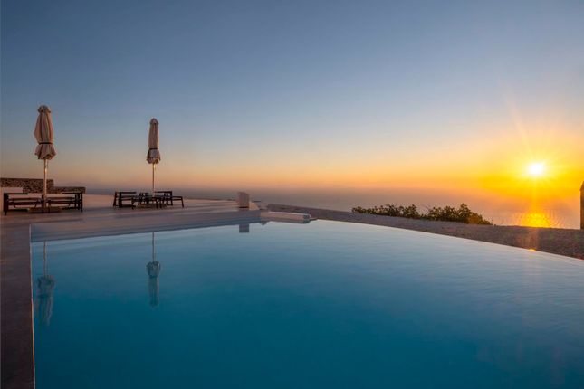Villa for sale in Crystal, Santorini, Cyclade Islands, South Aegean, Greece