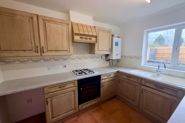 24, Pershore Drive, Burton-on-Trent photo 2