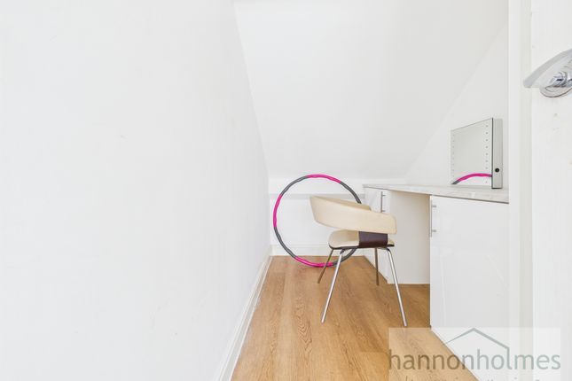 Cam05283G0-Pr0050-Still066