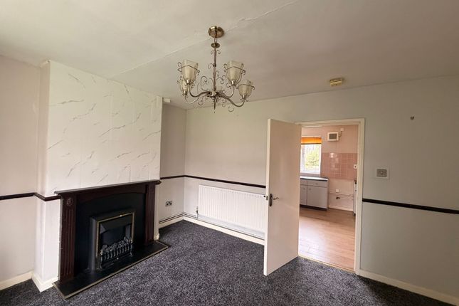33 Coronation Road, Walsall photo 2
