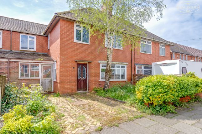 Thumbnail Town house for sale in Vicarage Road, Blackrod, Bolton