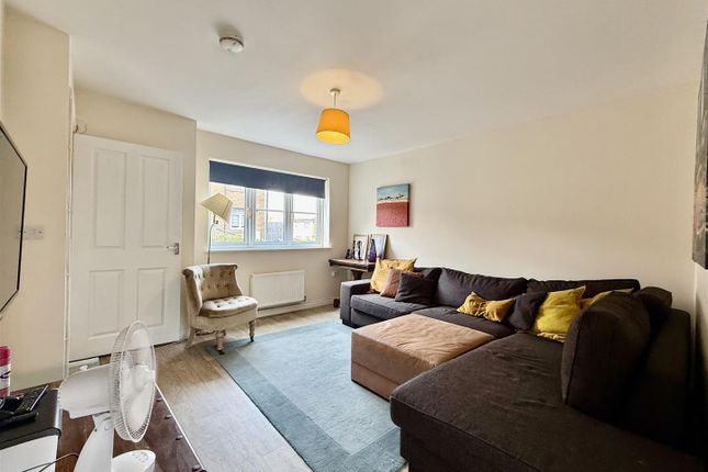 25, Roy Brown Drive, Loughborough photo 3