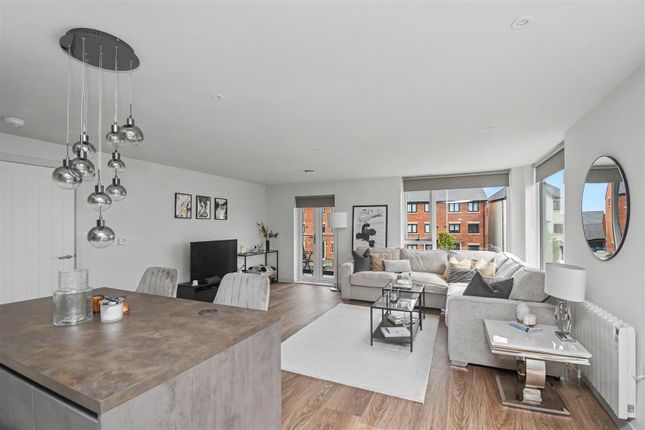 Flat 7, 54, The Avenue, Corby photo 4