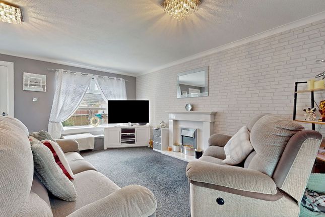 19, Bluebell Gardens, Glasgow photo 3