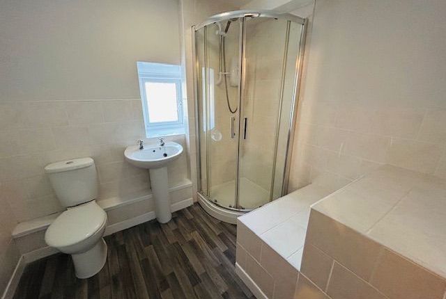 Flat 1, Morfa House, Porthcawl photo 4