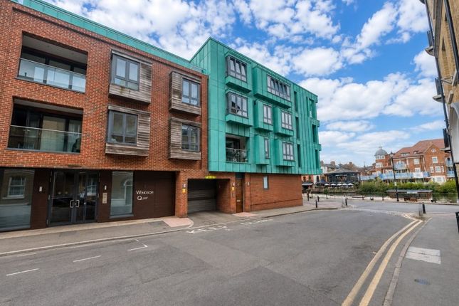 13 Windsor Quay, Farm Yard, Windsor photo 2