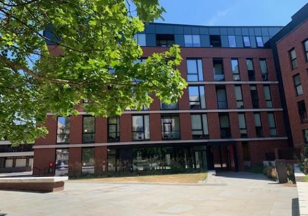 Flat for sale in Waterhouse Court, Burgess Springs, Chelmsford