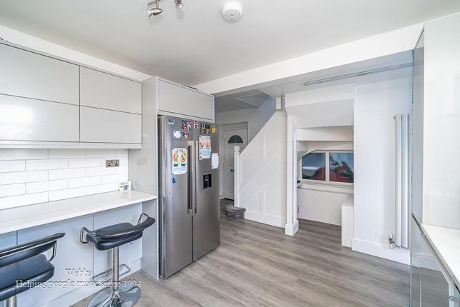 109, Brownhills Road, Cannock photo 4