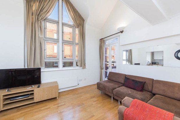 Thumbnail Flat to rent in Dawes Road, Fulham