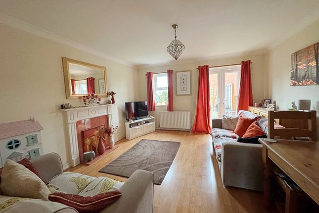 9, Slade Hill, Warwick photo 4