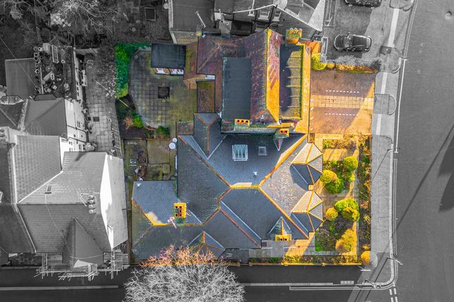 25, Westcliff Parade, Westcliff-on-sea photo 2
