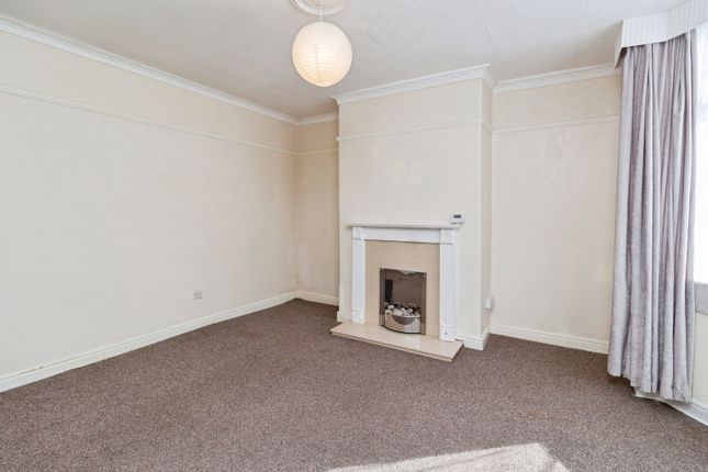 7, Clare Road, Staffordshire photo 3