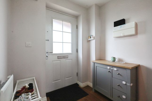 3, Flint Close, Southam photo 2