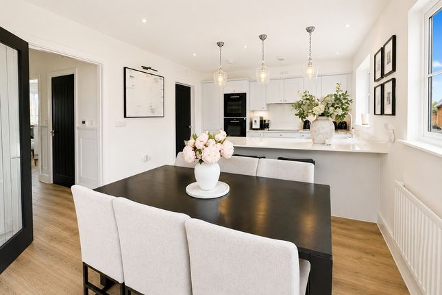 8, Langley Mews, Rayleigh photo 4