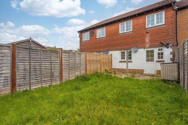 3 Craven Road, Crawley photo 3