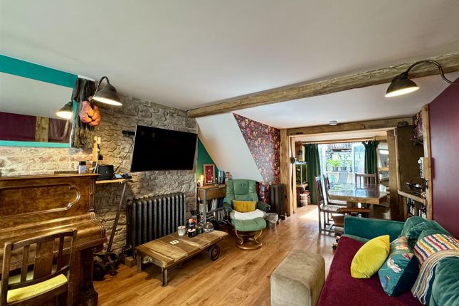 5, Middle Street, Chepstow photo 2