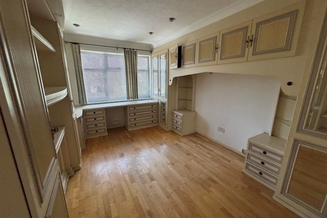 Tennison Road, London photo 3