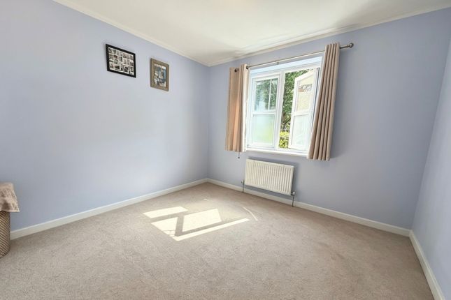 33, Stratford-upon-Avon photo 4
