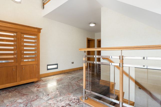 Apt. 61 Majestic Apartments,King Edward Road, Onchan photo 3