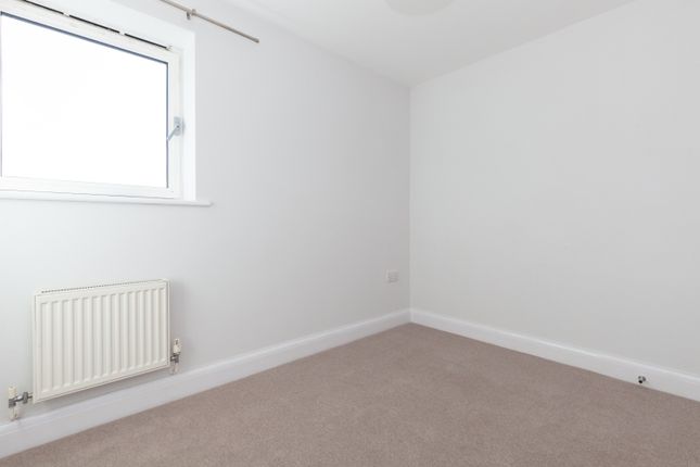 Flat to rent in London Road, Bicester