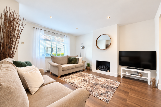 18, Bonnywood Avenue, Bonnybridge photo 2