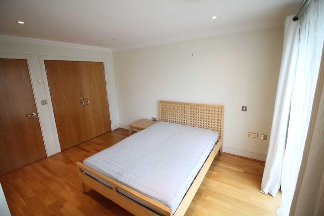 Flat to rent in Moorings House, Tallow Road