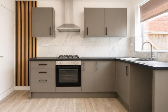 8, Bradbury Street, Nottingham photo 3
