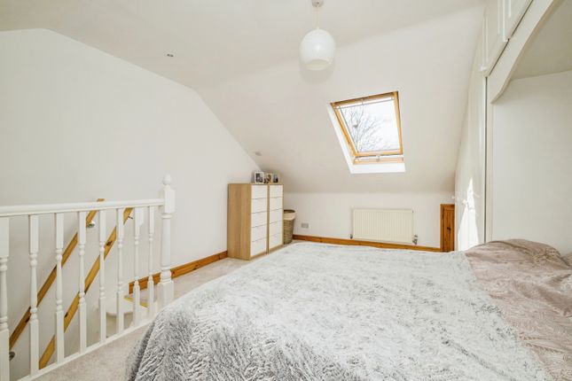 End terrace house for sale in High Path Road, Guildford