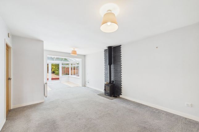 17, Nuffield Drive, Sandhurst photo 2