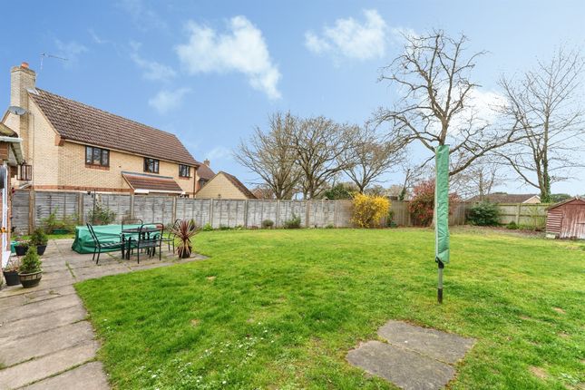 13, Chestnut Close, Brandon photo 2