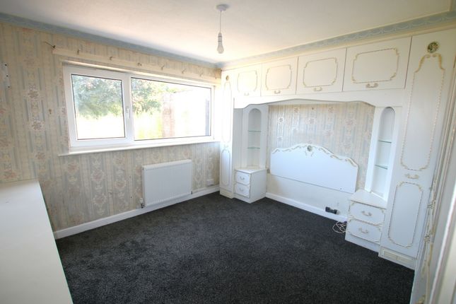 47, Queensway, Blackburn photo 2