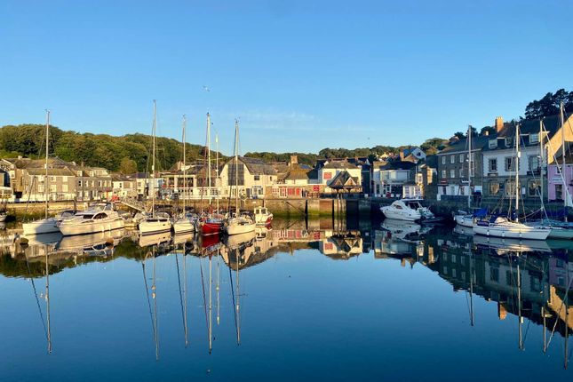 68275A48Ec9d5_Padstow